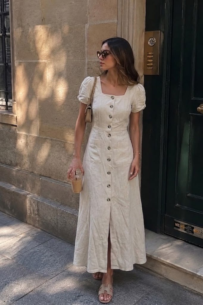 Robe beige avec ceinture ✨ 