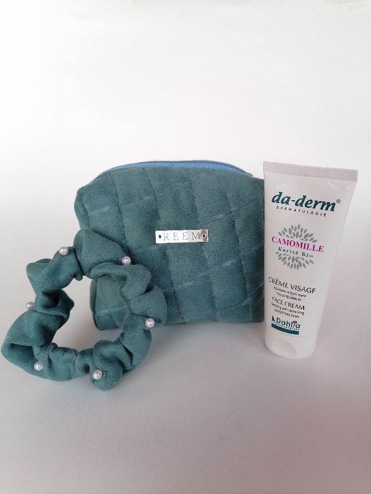 Trousse make-up + chouchou en perles 🩵✨
