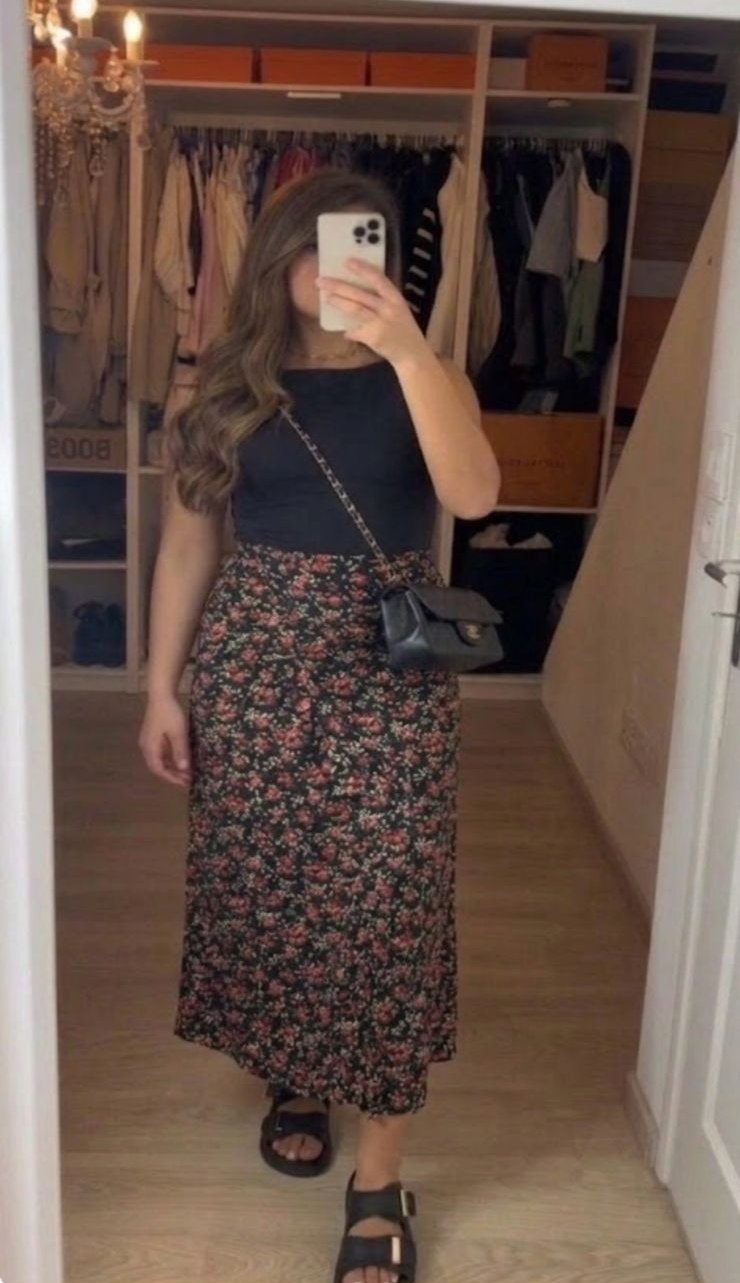 Jupe mi longue avec 2 fentes à côté ✨🌸 