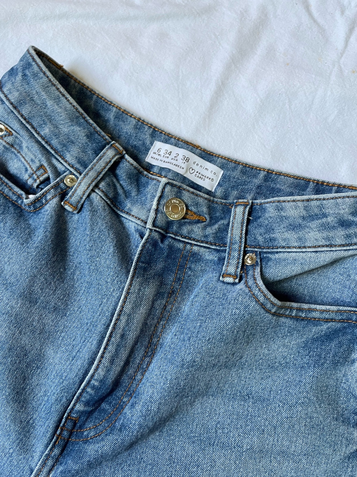 Pantalon djean primark taille 34