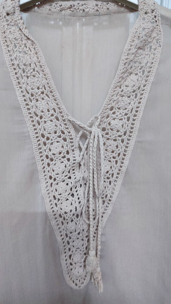 chemise avec col  en crochet beige foncé 