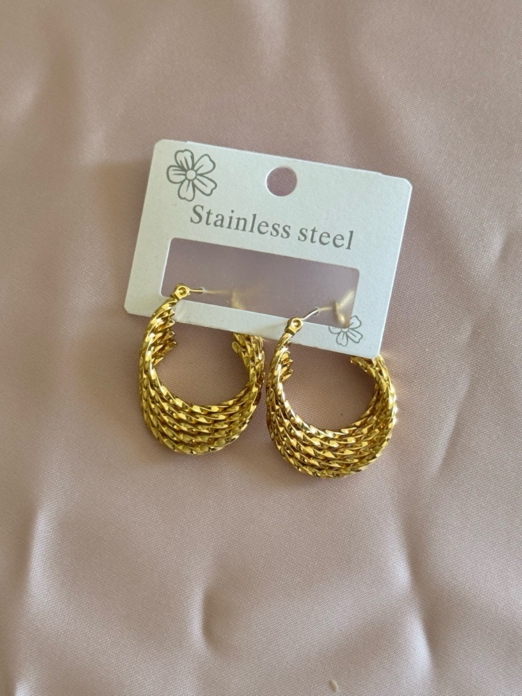 ✨ Boucles d’oreilles dorées – Acier inoxydable (Tendance 2026) ✨