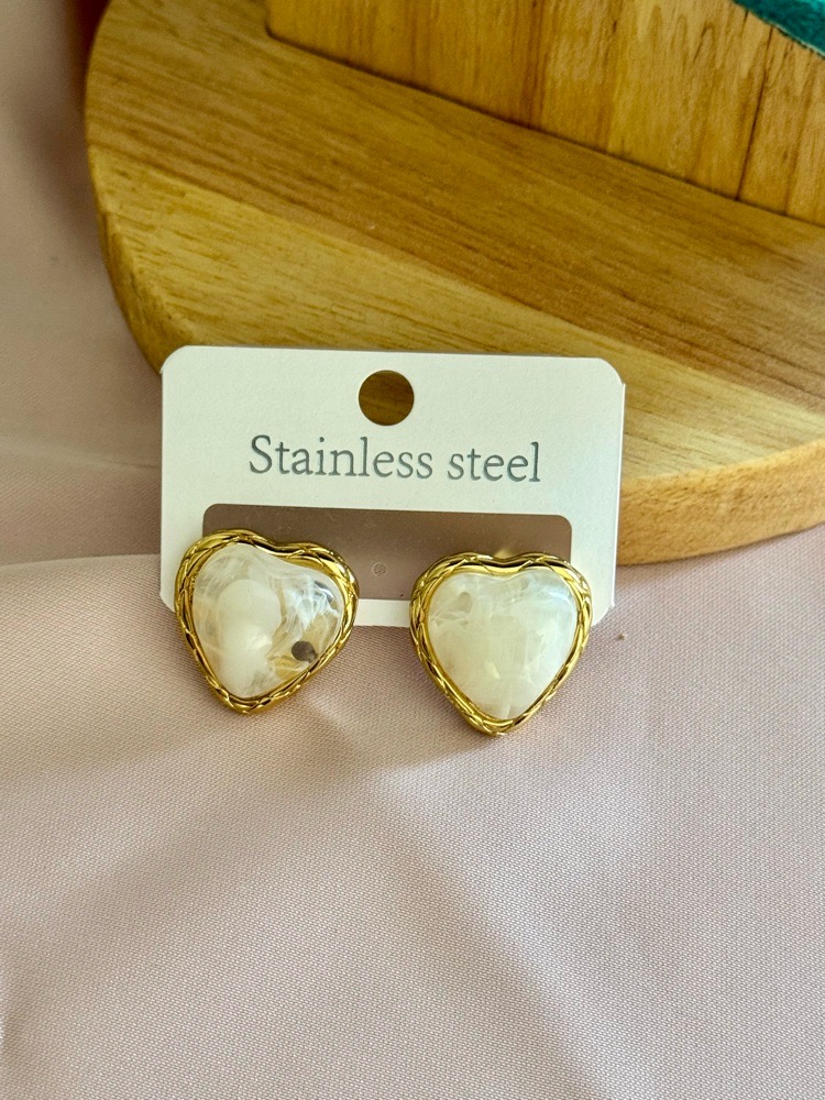 ✨ Boucles d’oreilles dorées – Acier inoxydable (Tendance 2026) ✨