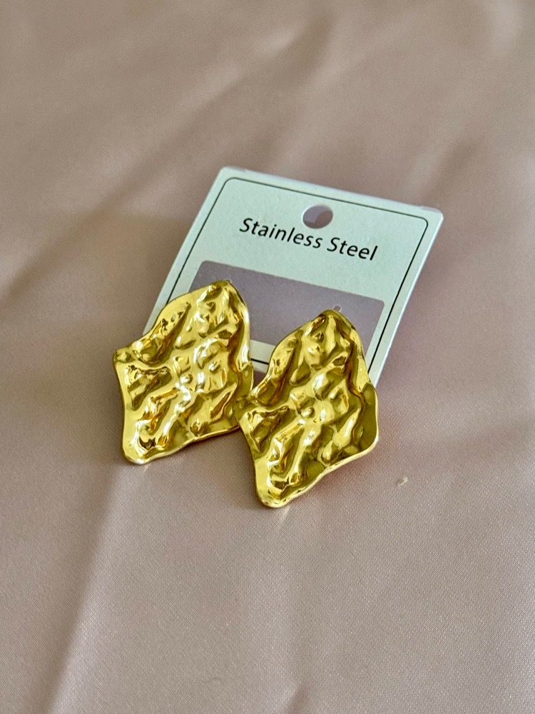 Boucles d’oreilles dorées – Acier inoxydable (Tendance 2026)