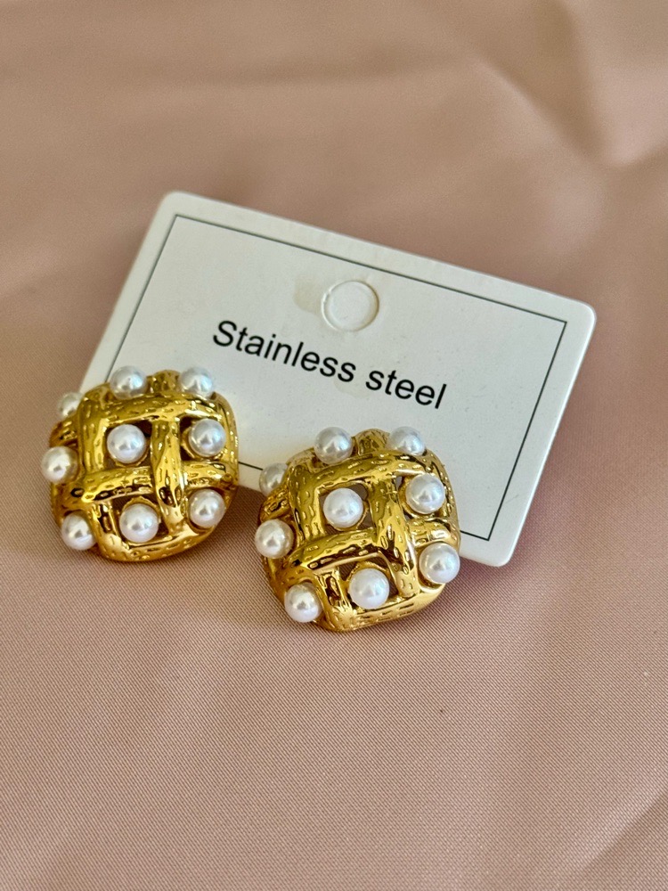 ✨ Boucles d’oreilles dorées – Acier inoxydable (Tendance 2026) ✨
