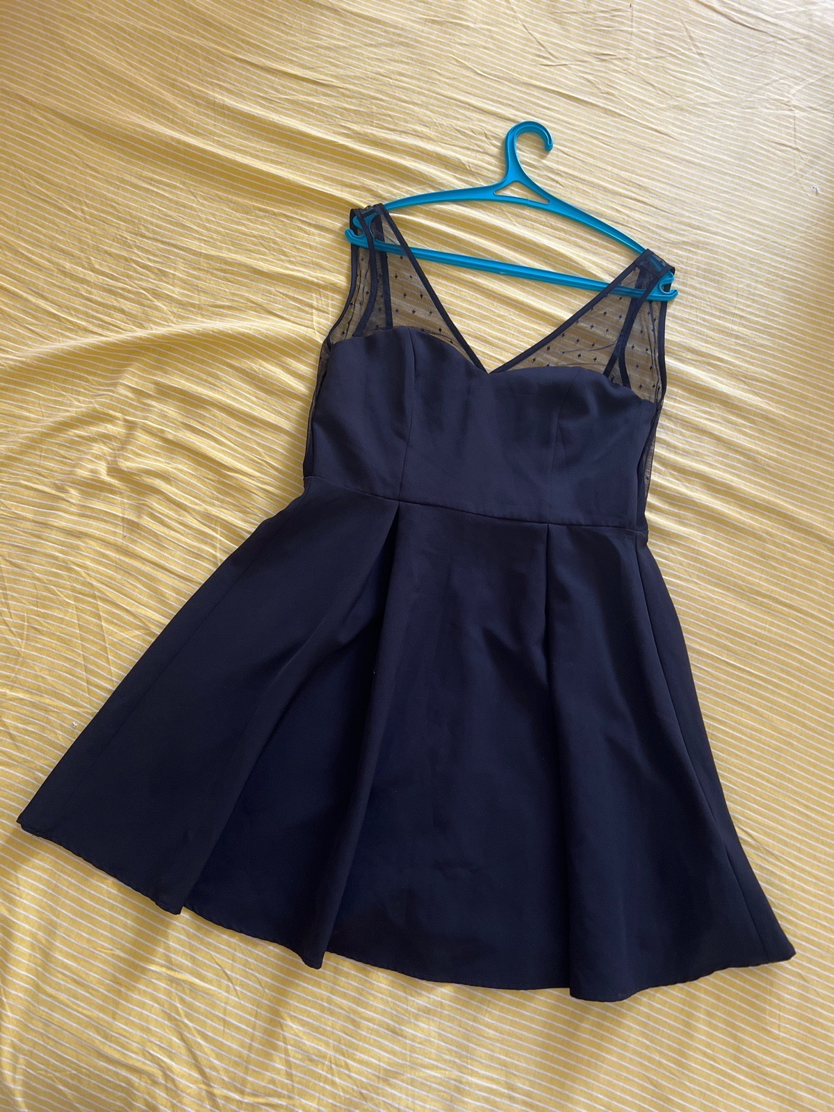 Petite Robe noire taille: M