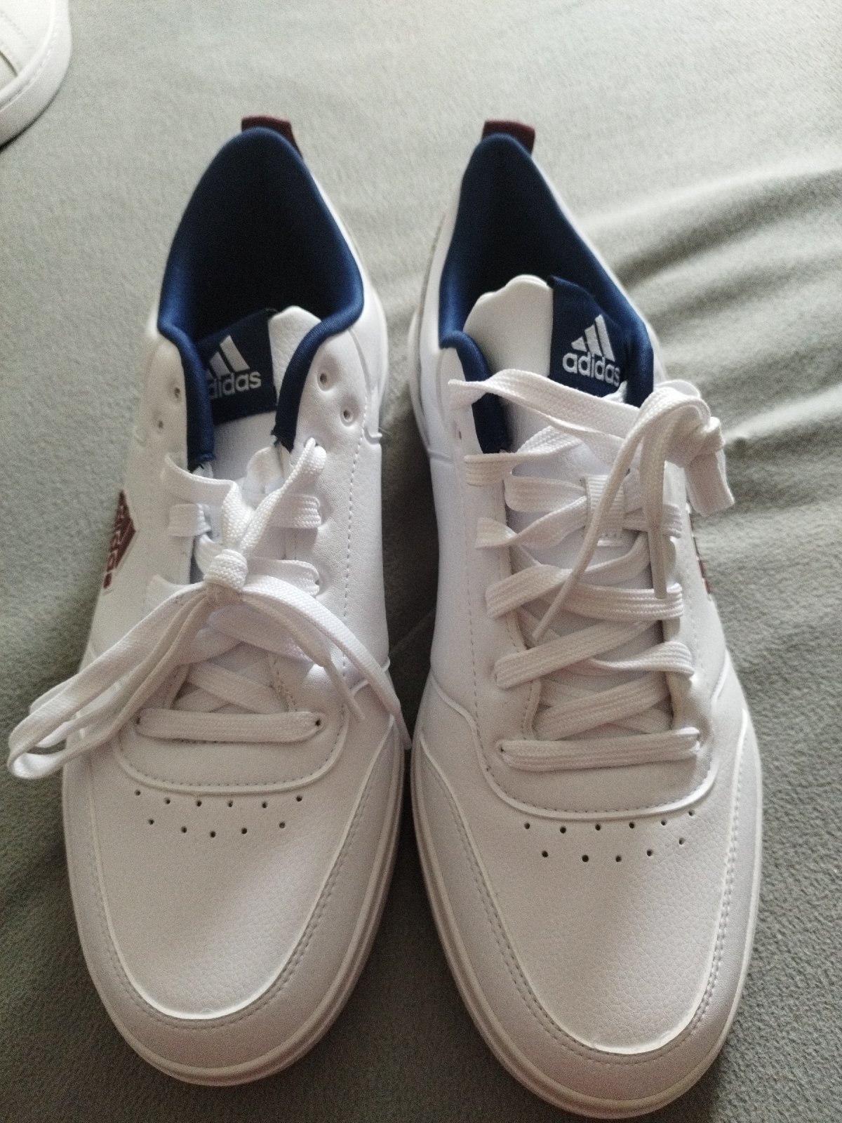 Baskets adidas Originals importés 