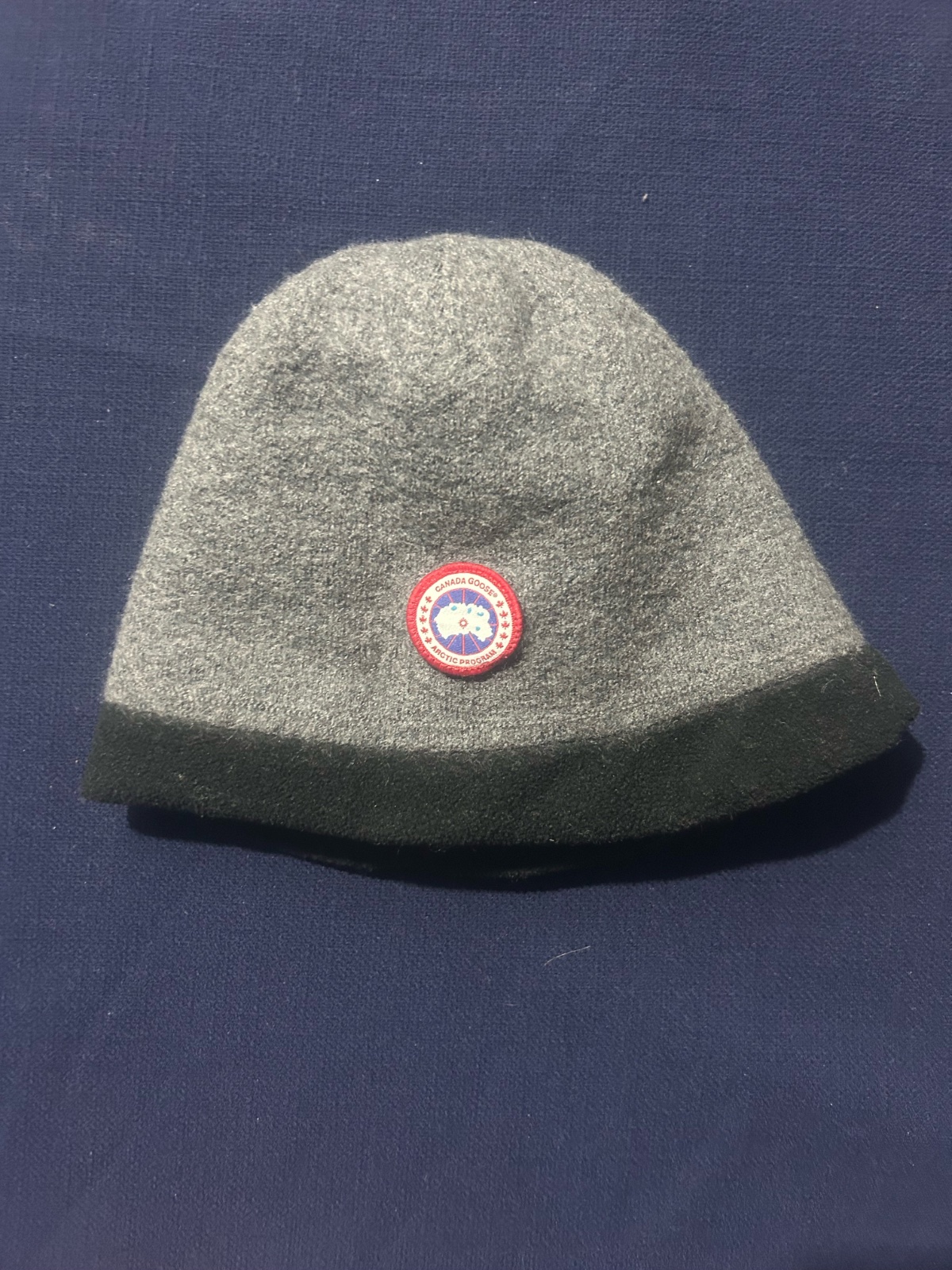 Bonnet canada goose