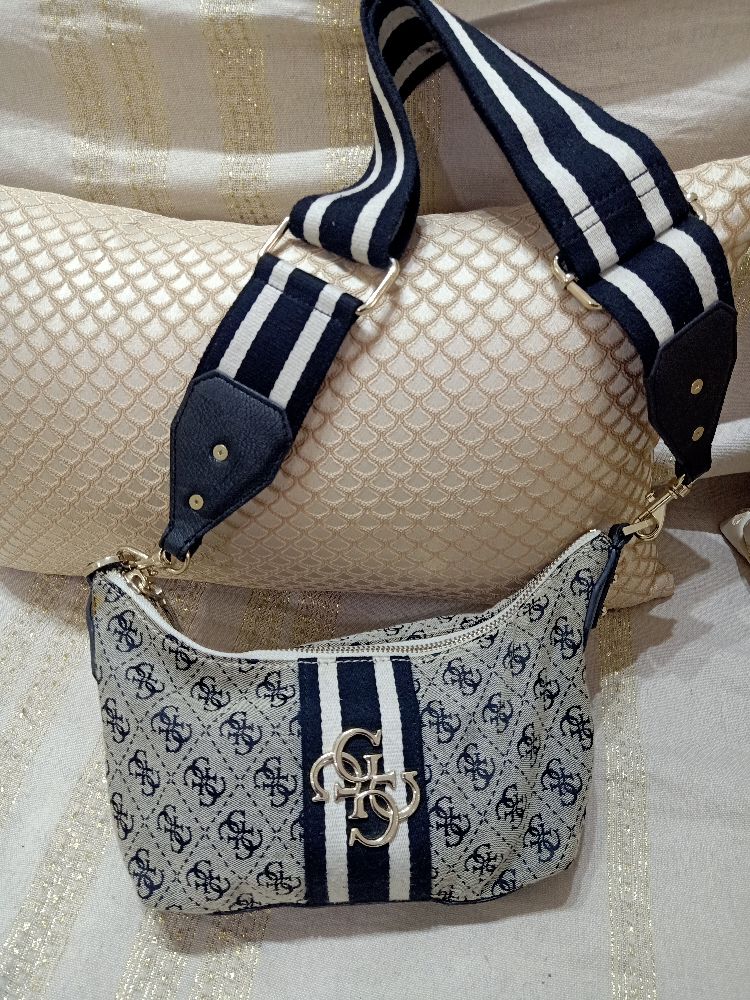 Sac à main guess avec bandoulière 