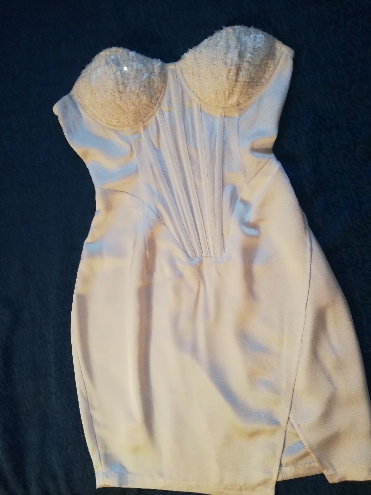 Magnifique mini robe blanche