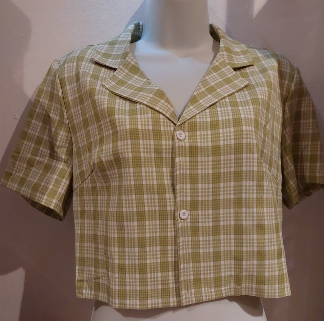 Chemise courte
