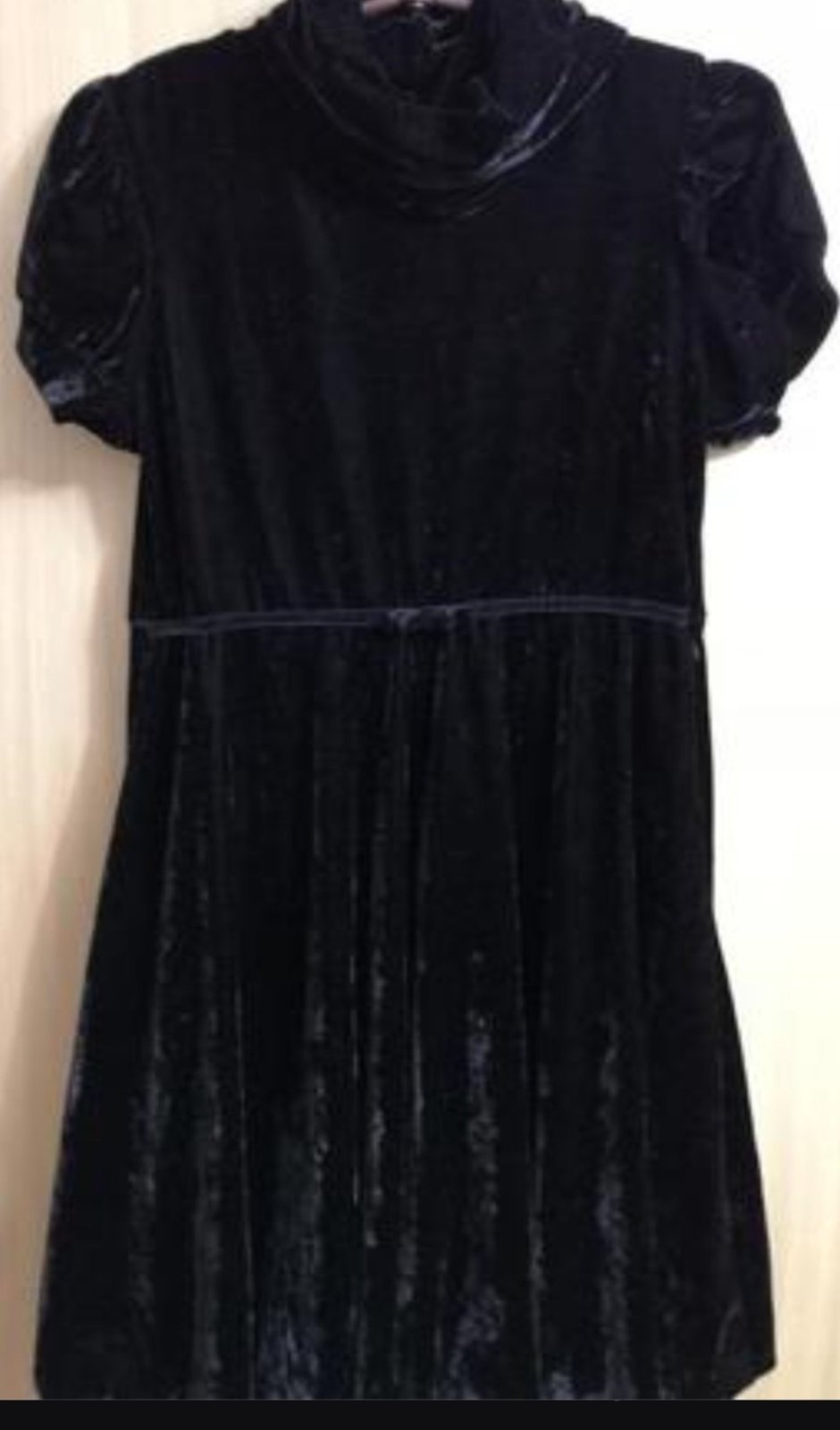 Magnifique robe col roulé en velours 