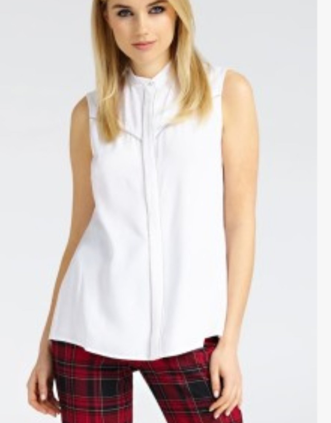 Jolie chemise sans manches 