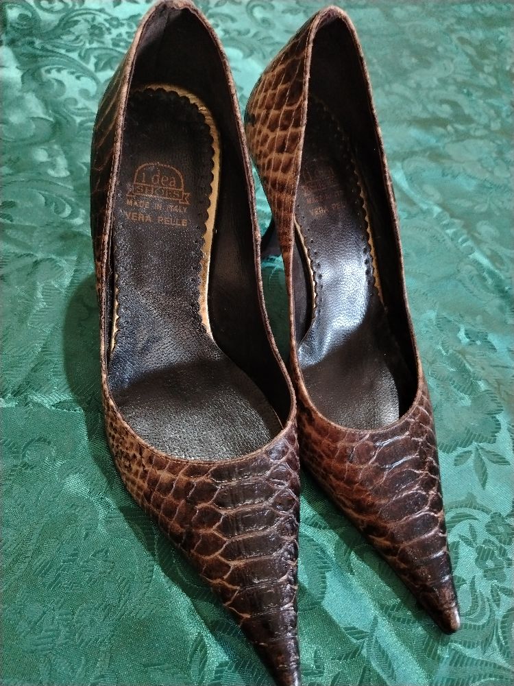 Magnifique escarpin vintage en cuir