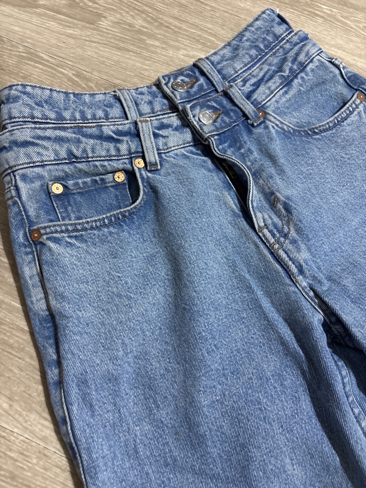 Jean 