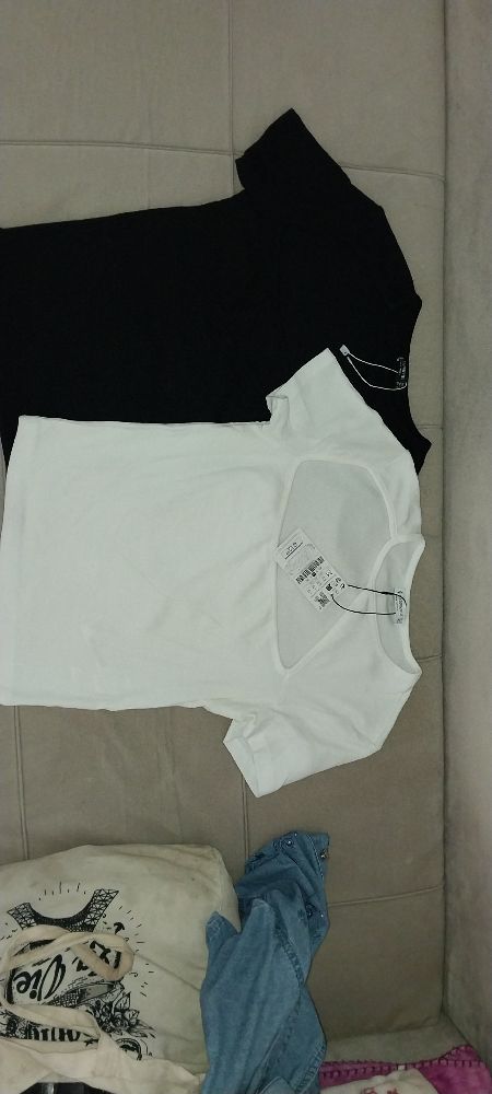 Deux pulls stradivarius 