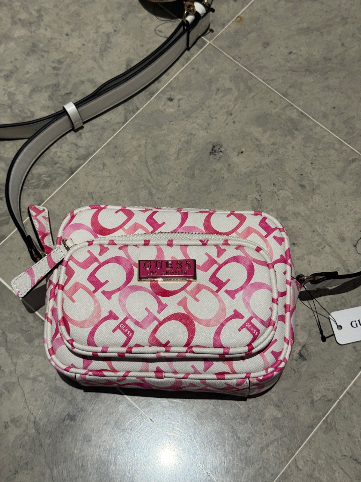 Petit sac guess rose et blanc