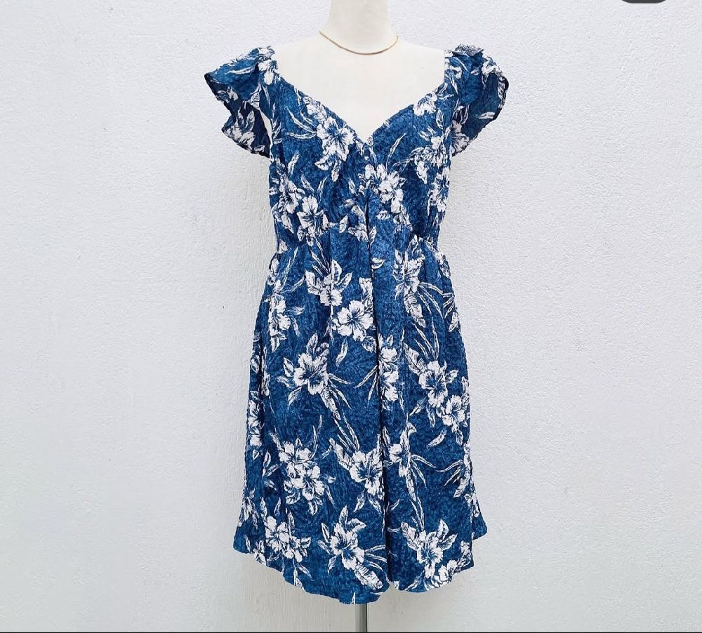 Profitezz dabchouchet une robe courte de la marque American Eagle neuve avec un prix imbattable 