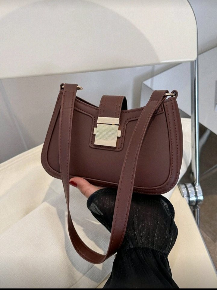 Magnifique sac à main marron – Design chic et moderne