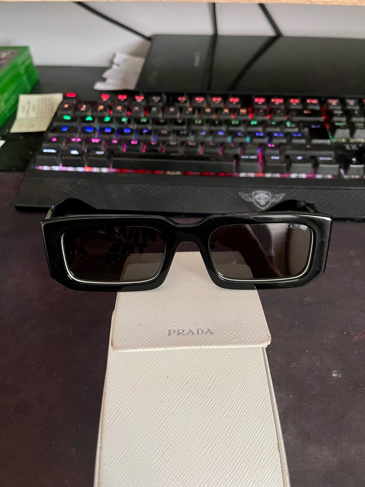 Lunettes de Soleil PRADA SPR 06Y