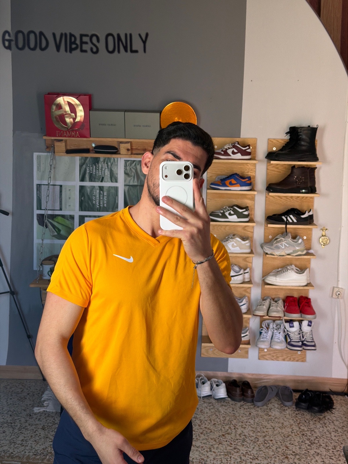 T shirt jaune nike 