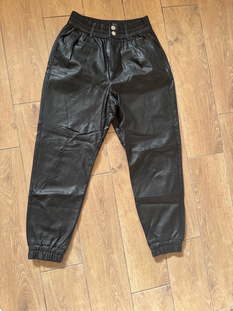 Pantalon cuir