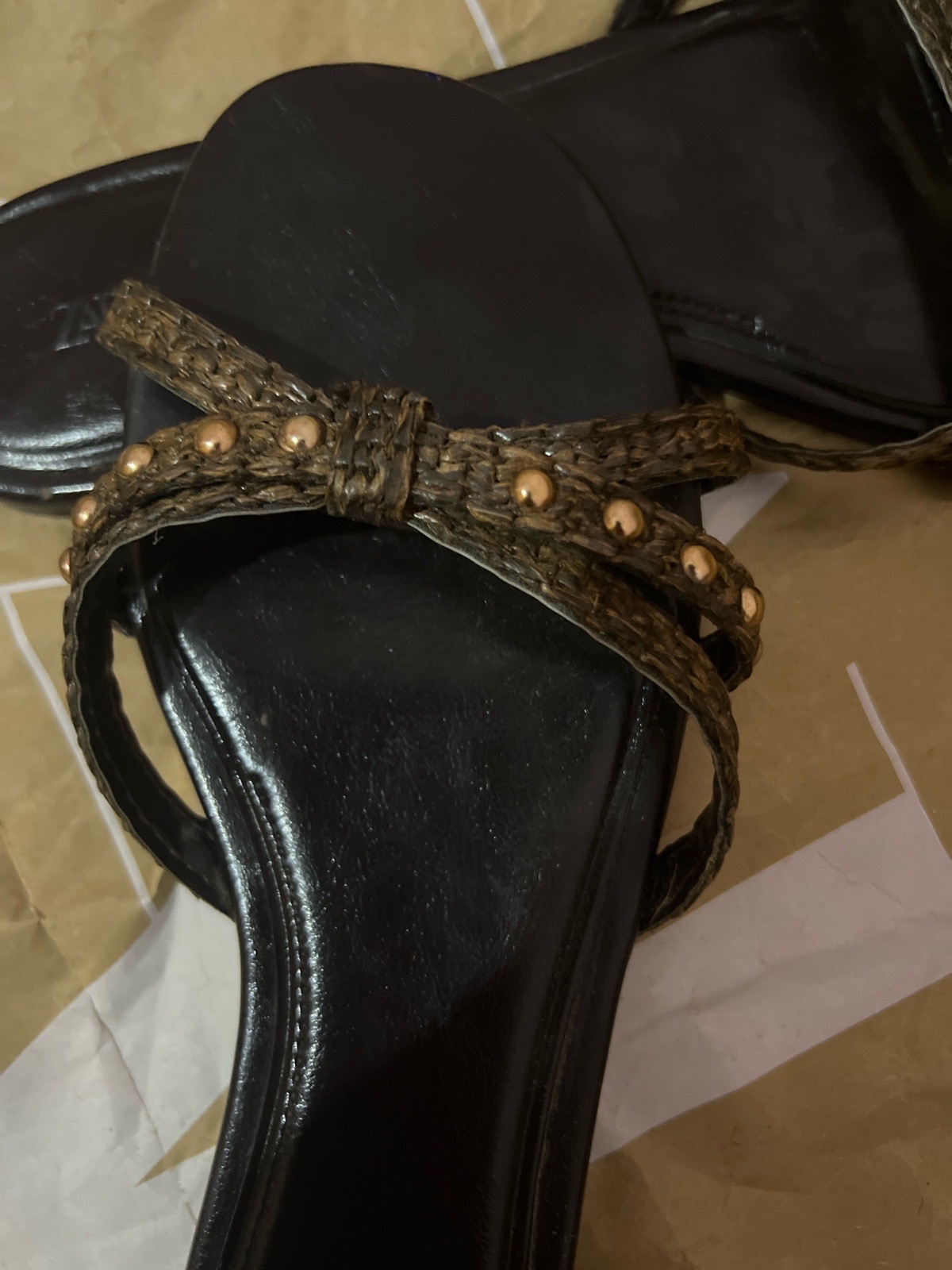     Mules porté 3 foix etat neuf 