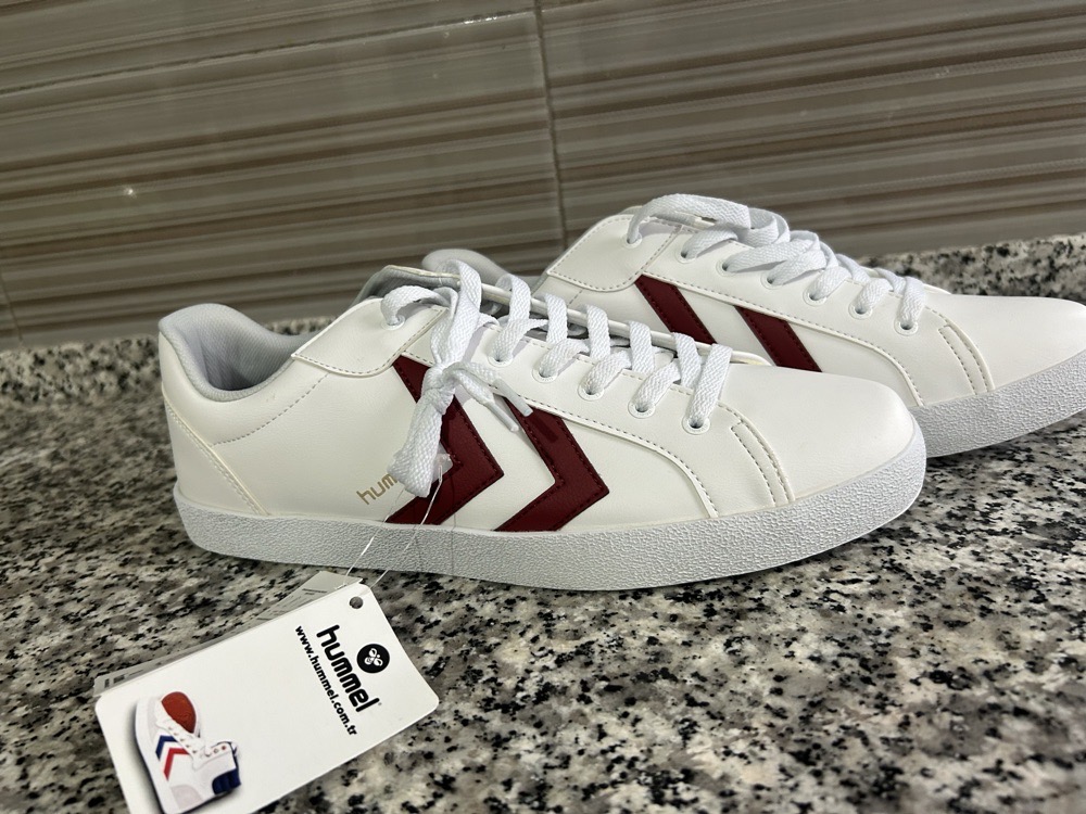 Baskets Hommes Blanches de la marque Hummel