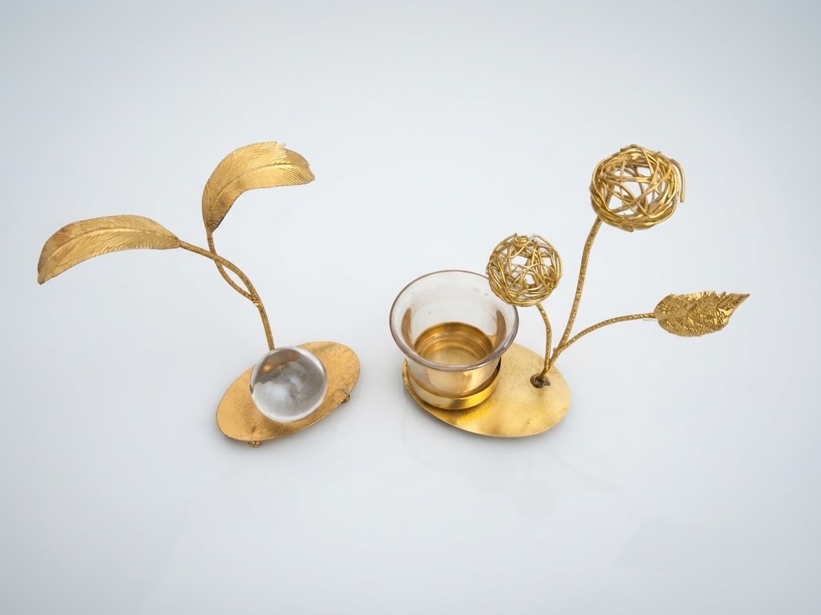 2 Éléments de décoration maison.