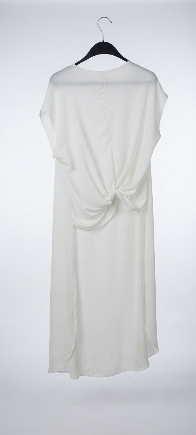 Superbe Tunique Voile Effet Torsadé & Traîne – taille 2