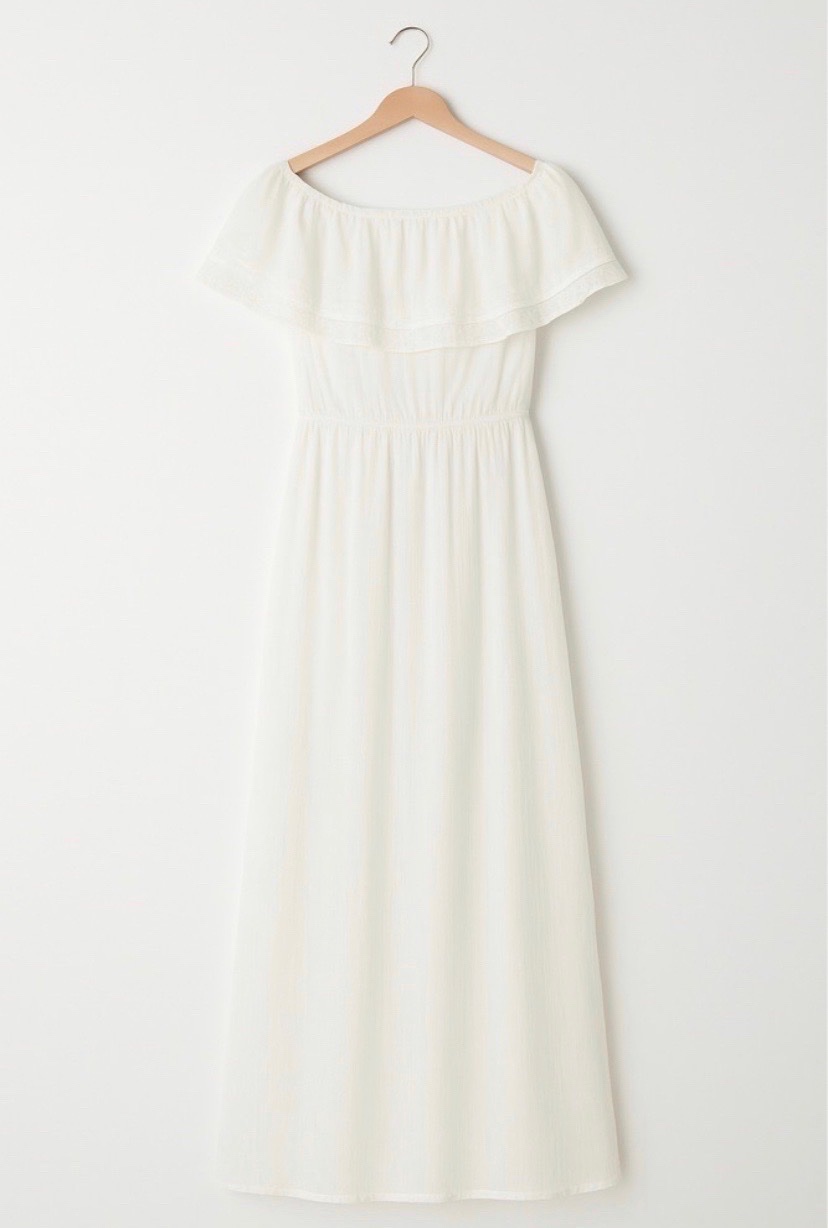 Robe longue blanche avec col bateau 🤍