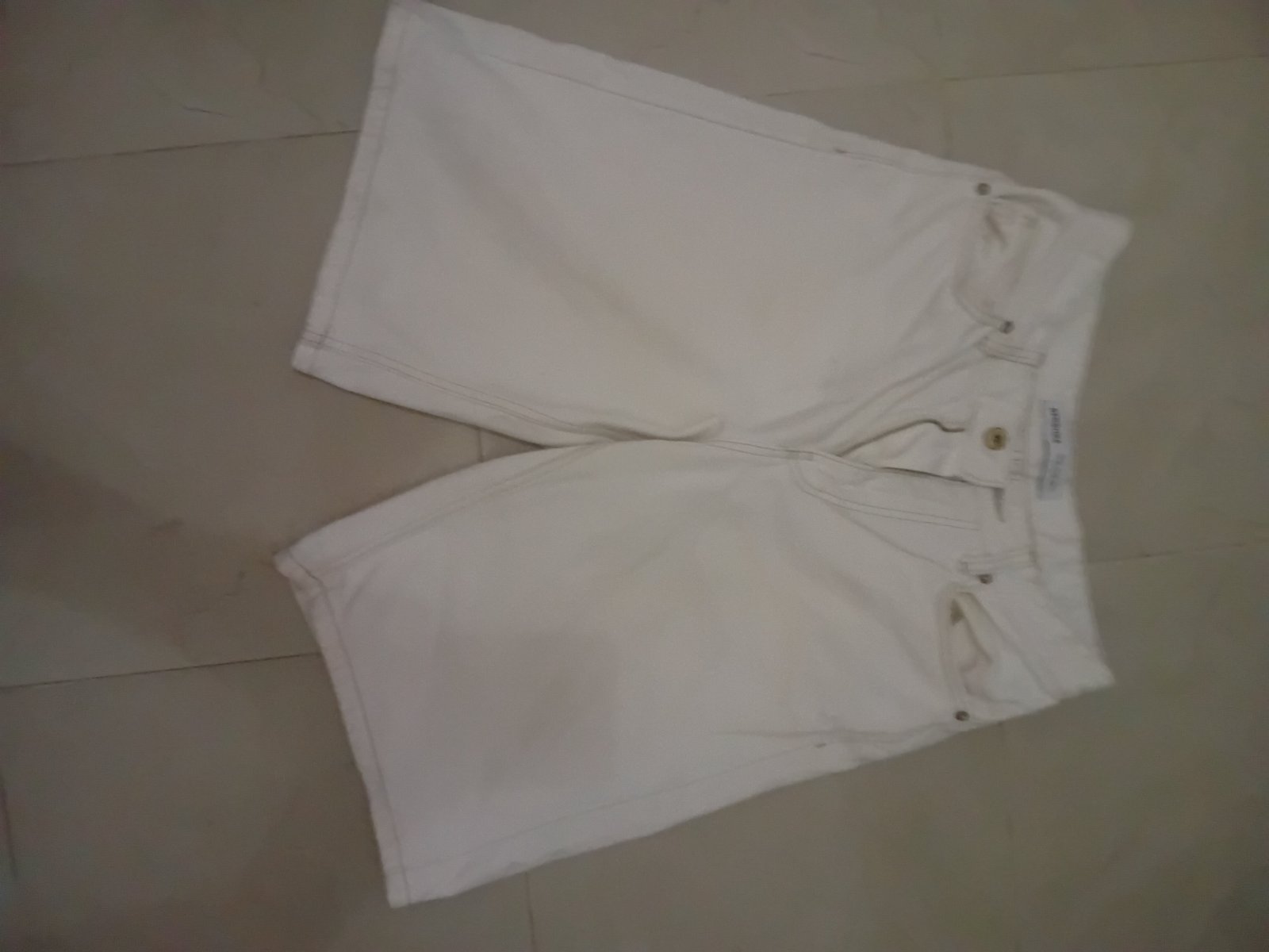 Short bermuda blanc