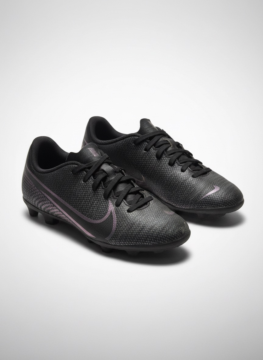 Crampons de la marque Nike pointure 35