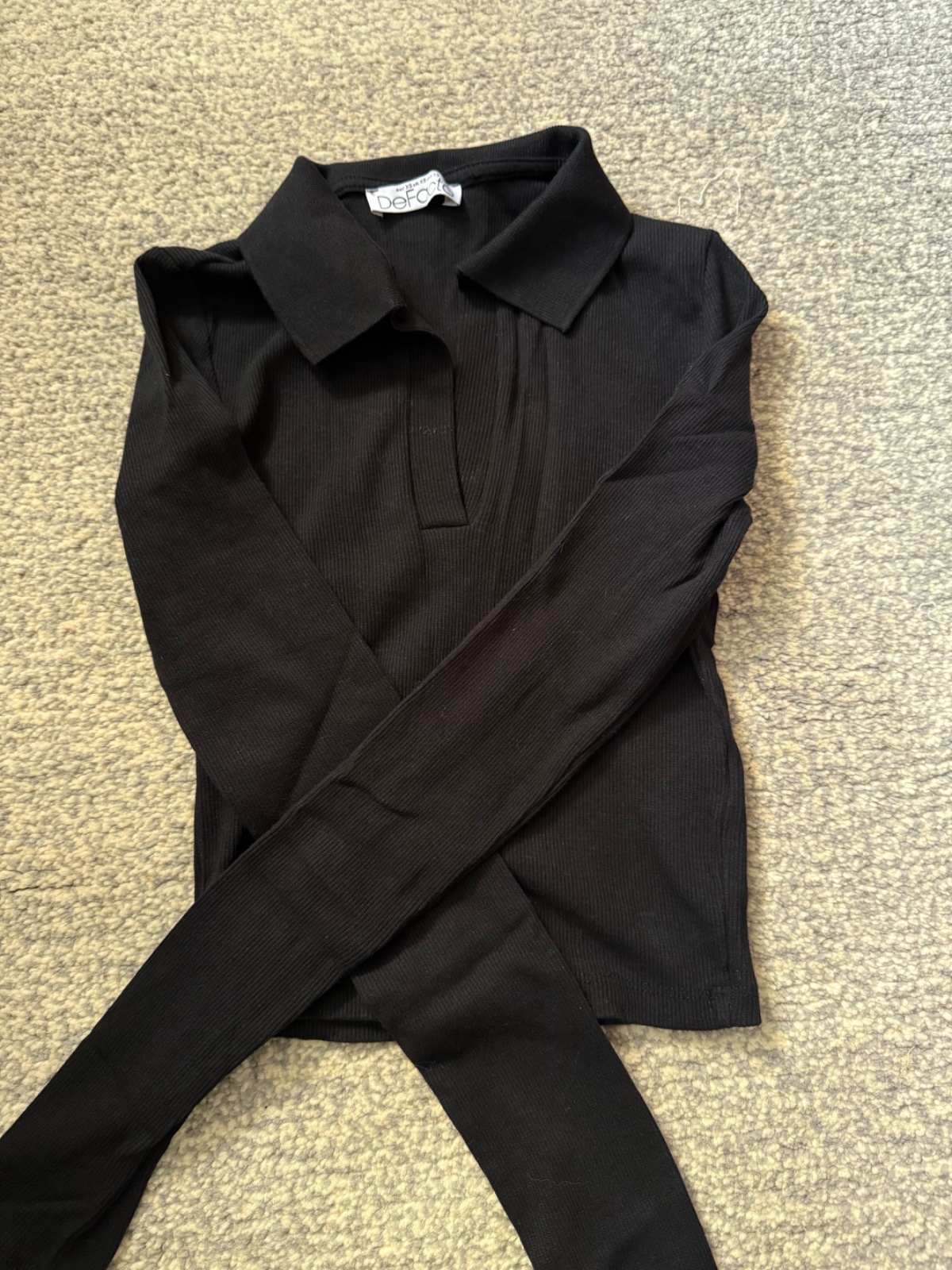 Pull Noir basique court