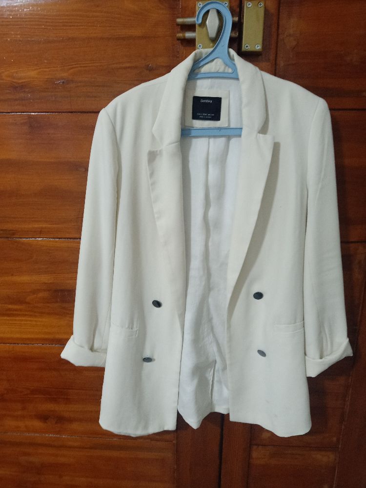 veste blanc cassé 