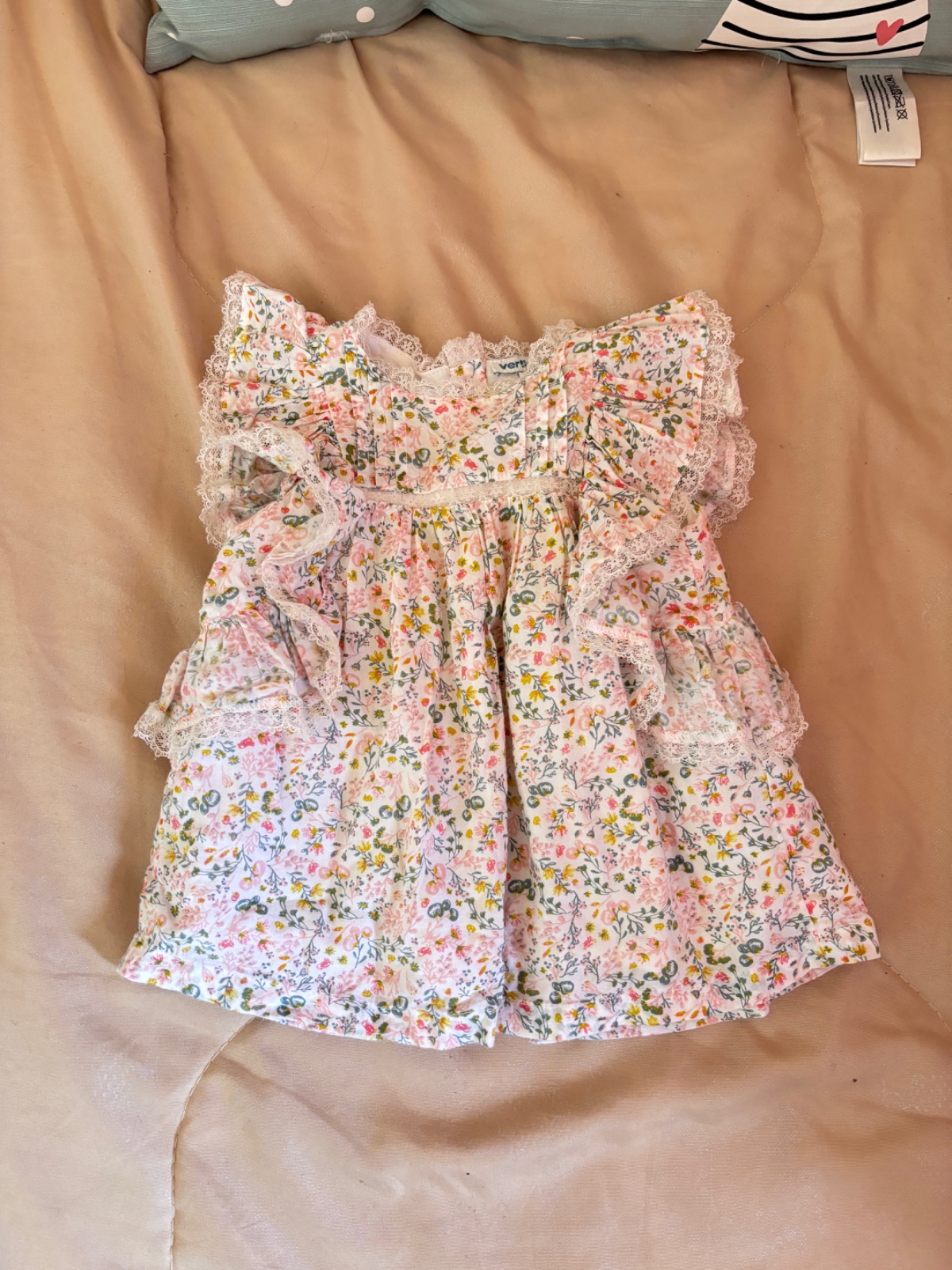 Robe bébé
