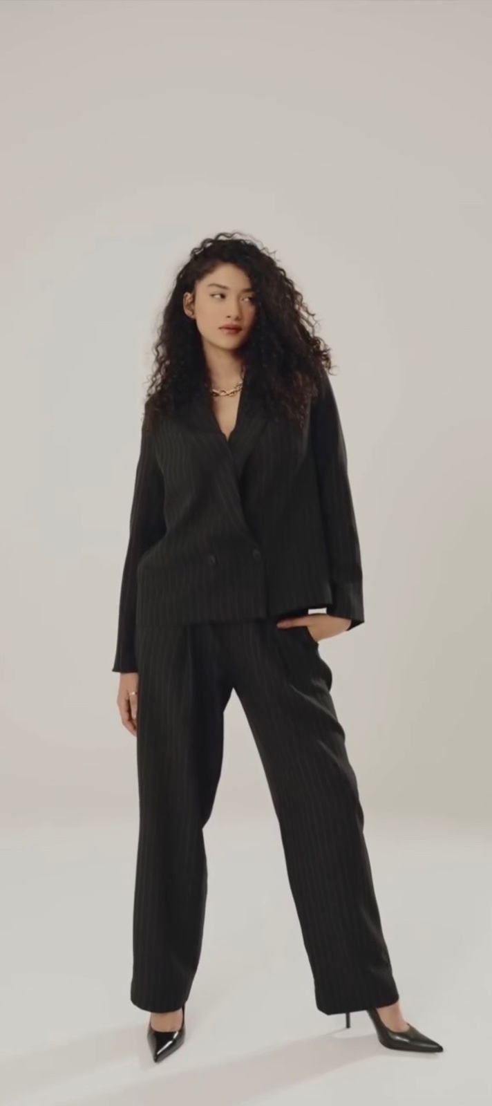 Pantalon noir taille haute habillé avec rayures