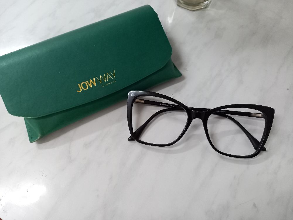 Lunette JW + étui 