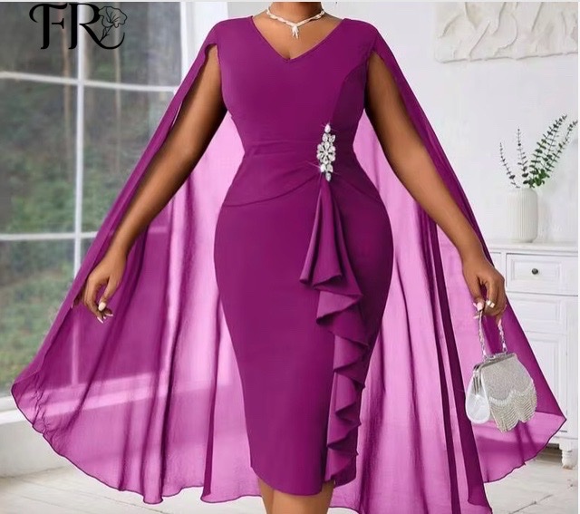 Robe De Soirée Élégante Et Structurée