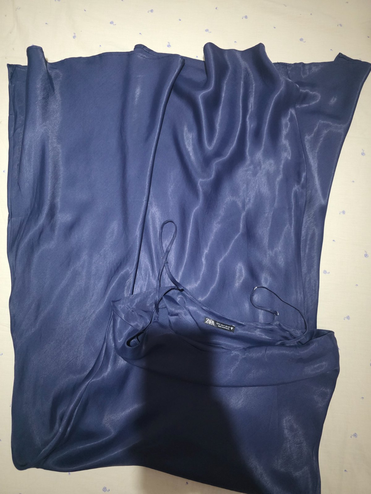 Robe satin zara