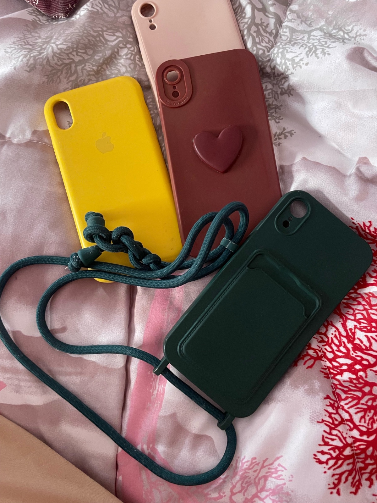 4 Cases iphone XR