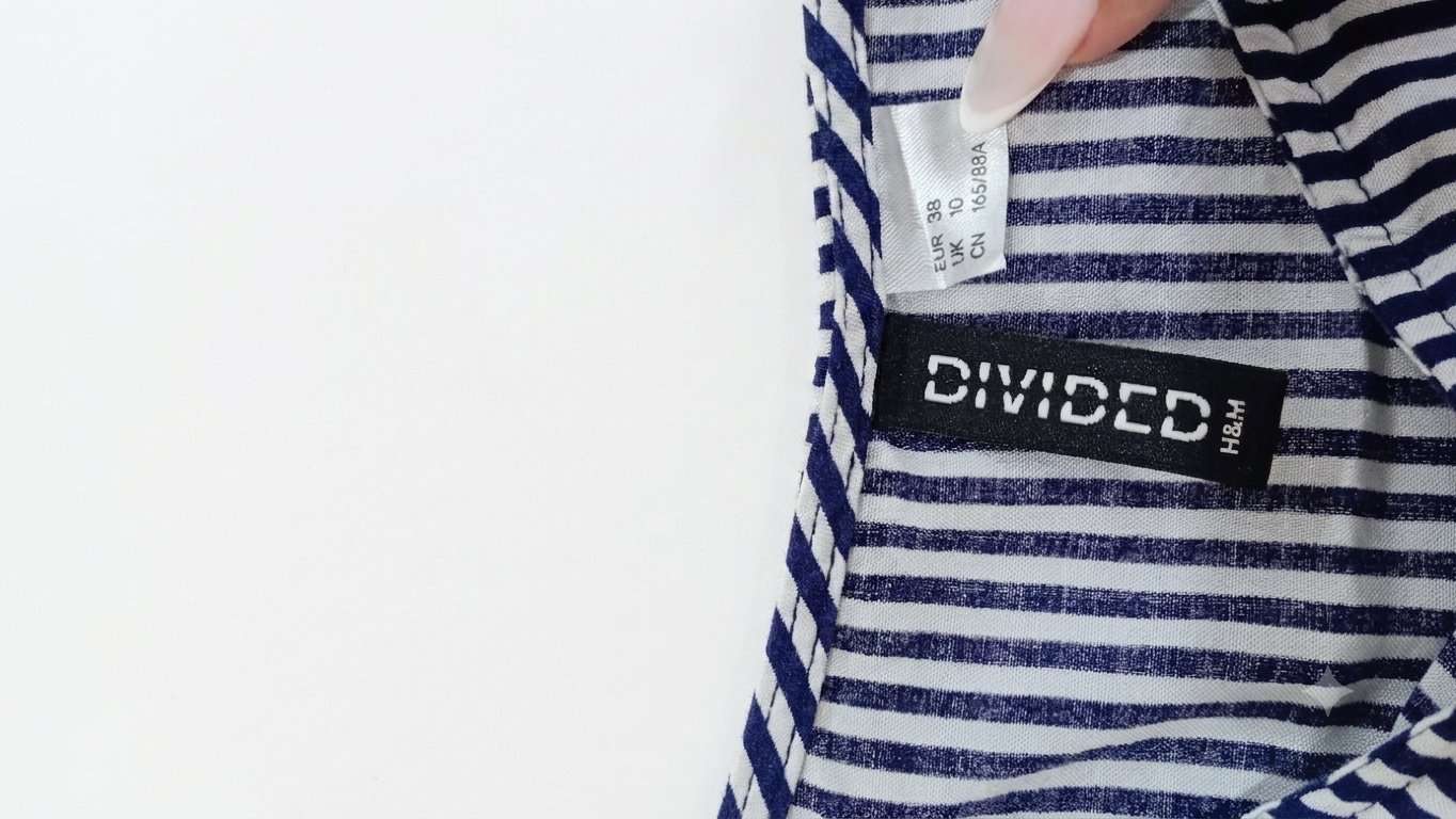 Top en bleu 