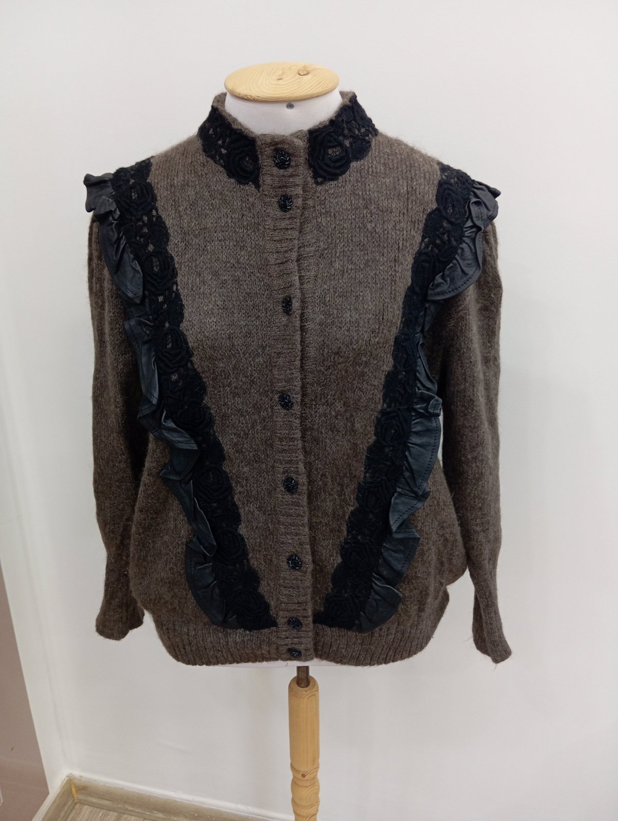 CARDIGAN 