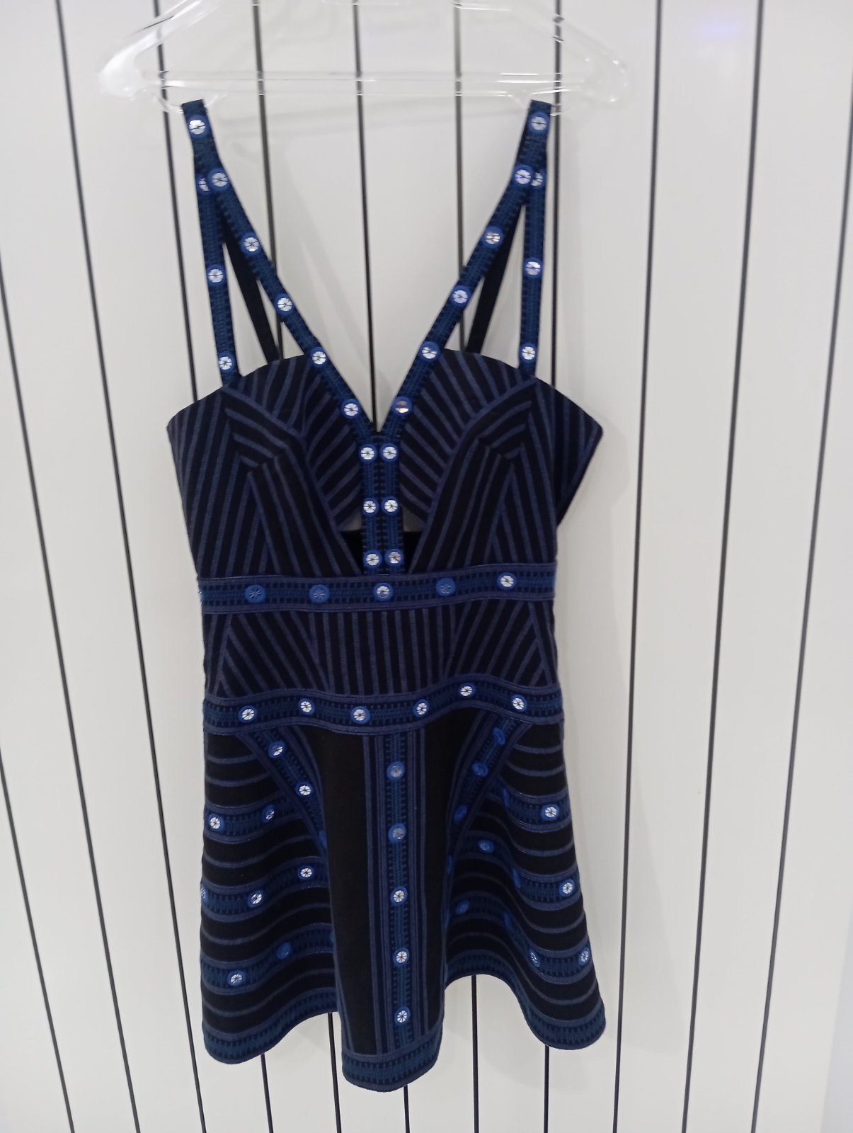 BCBG MAXAZRIA