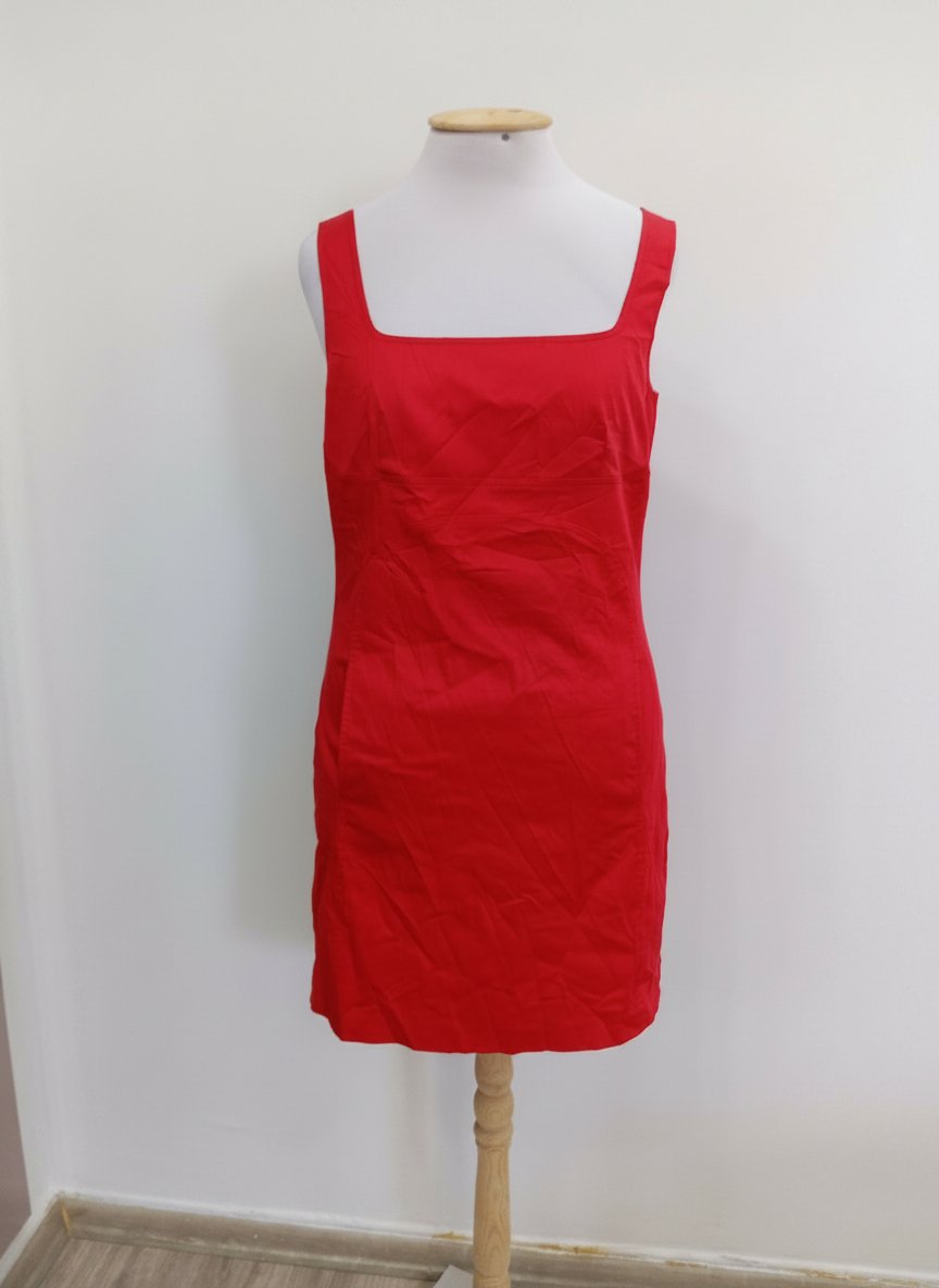 RED VALENTINO