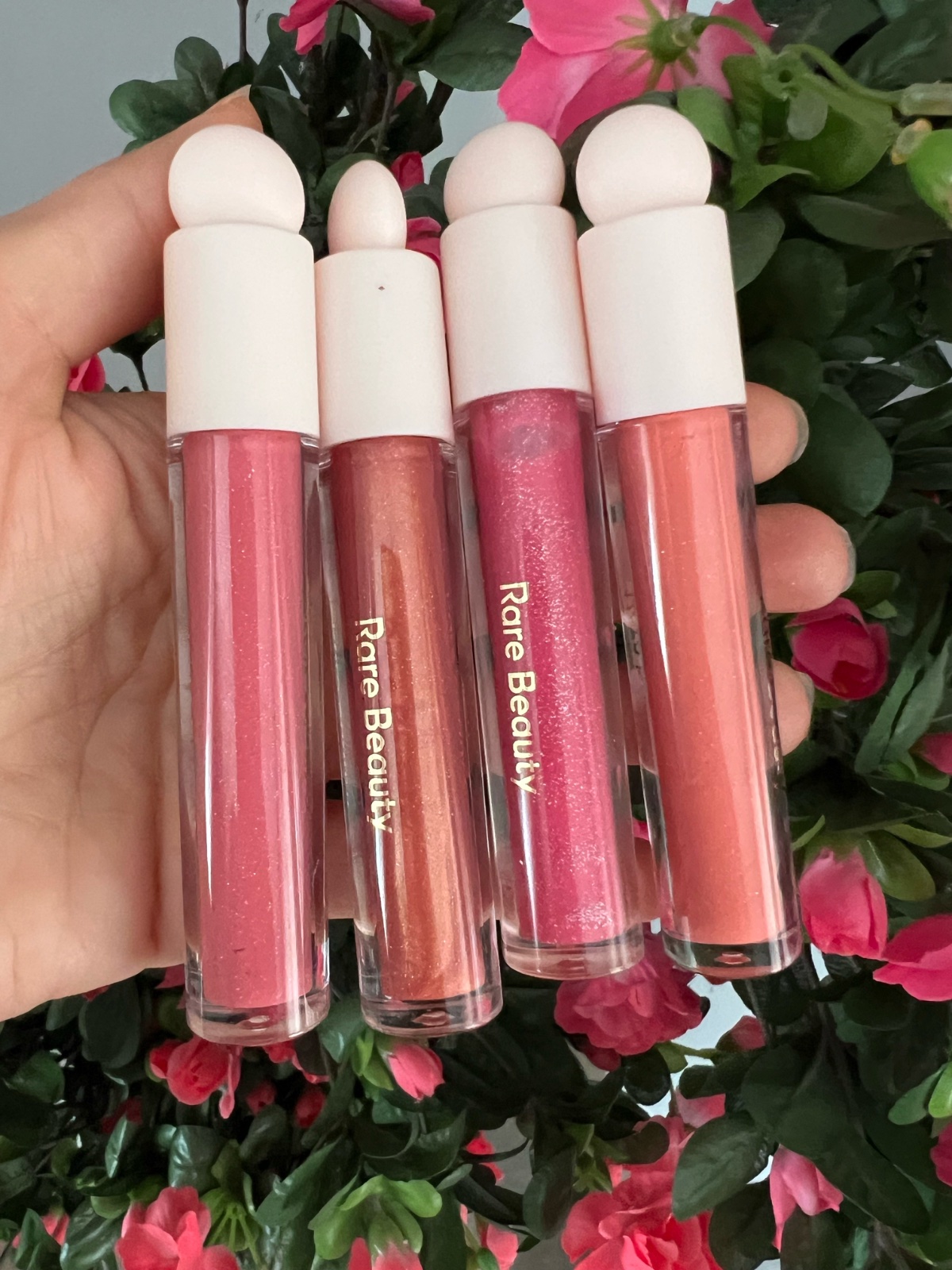 Lip gloss rare beauty