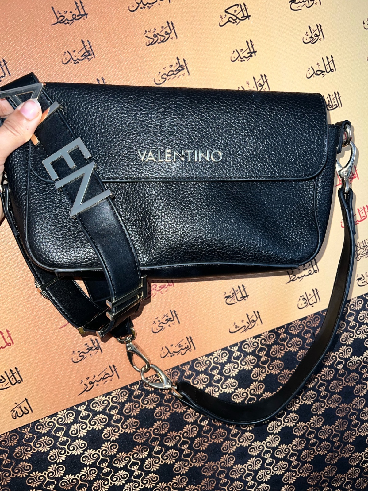 Sac a bandouliere cuir valentino