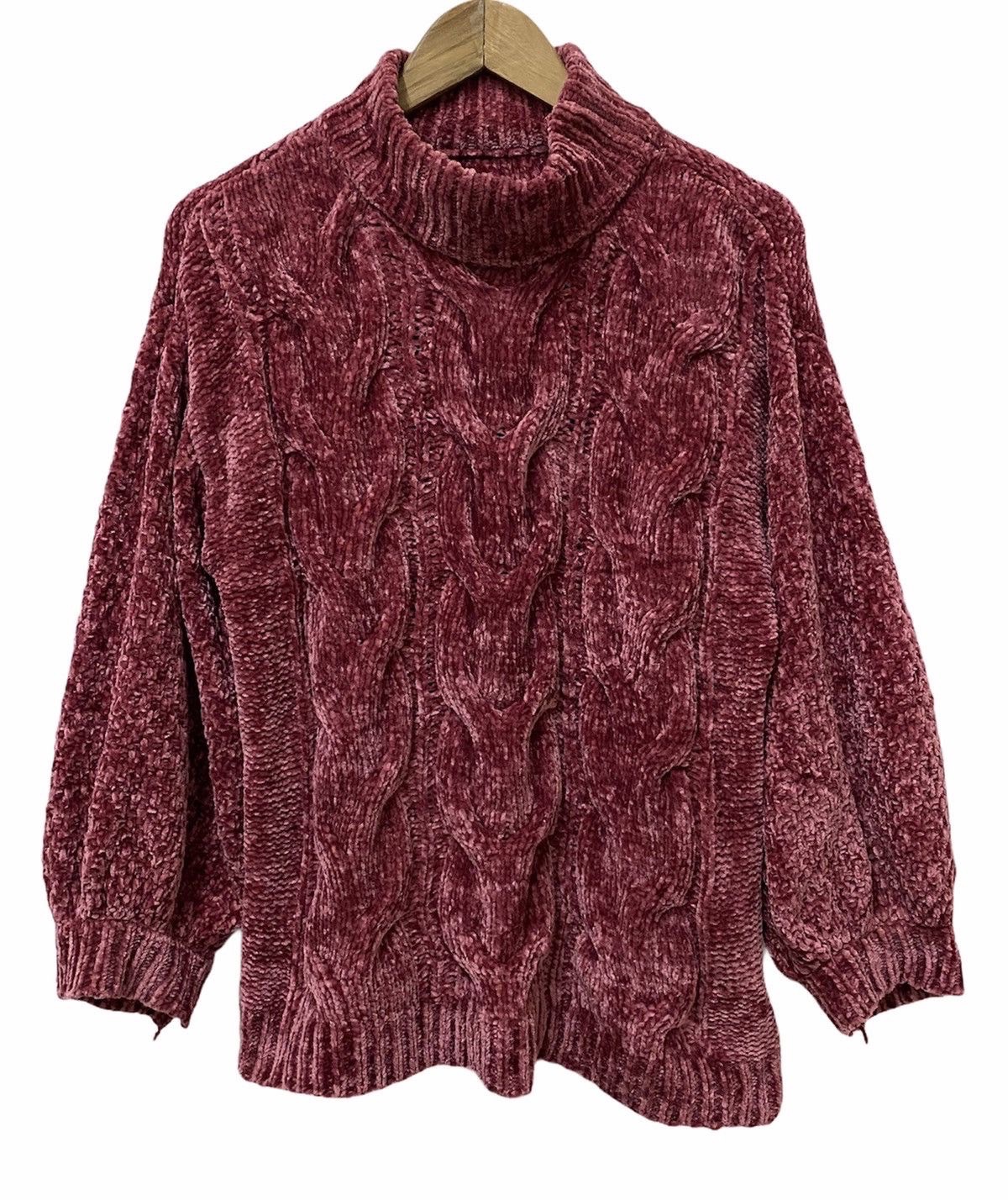 Burgundy chenille cable knit sweater