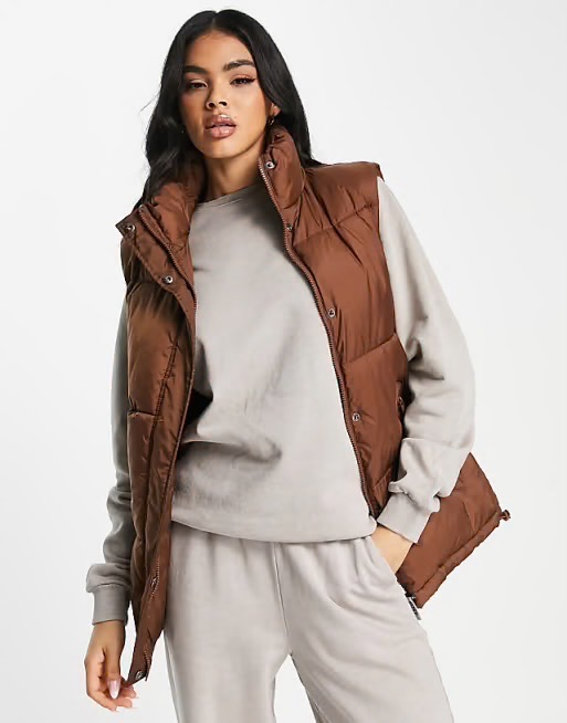 Brown puffer vest 