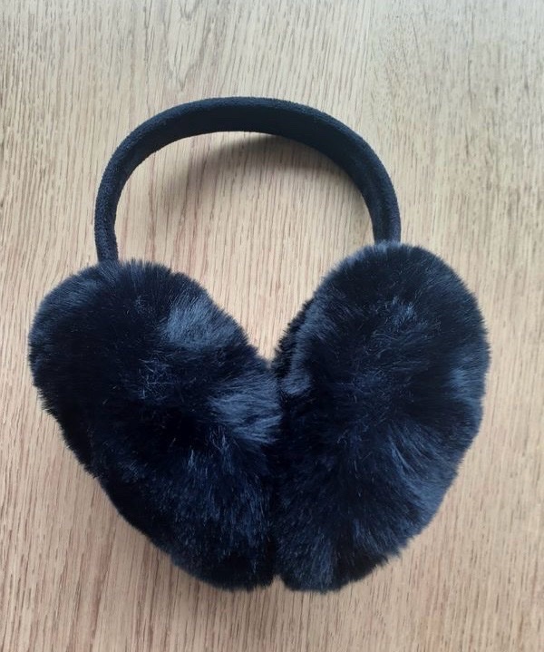 Cacheoreilles fourrure noir